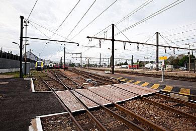 《如龙8》首批开发画面曝光 朝仓未来加入游戏